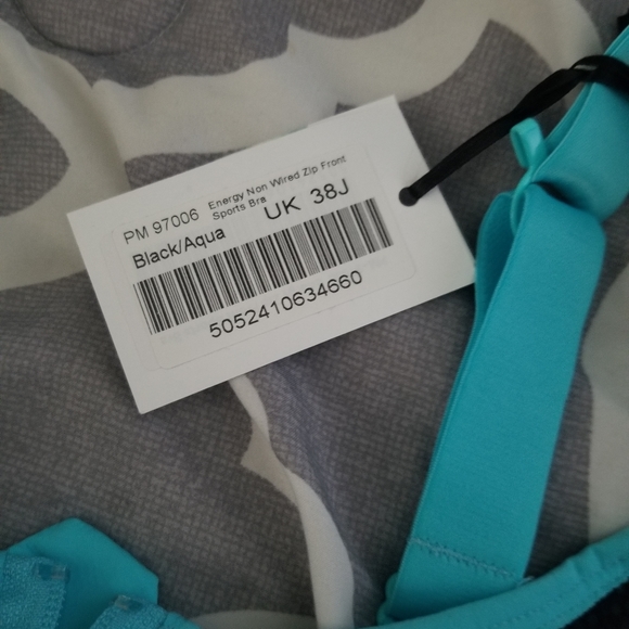 New Pour Moi Sports Bra - Picture 2 of 3